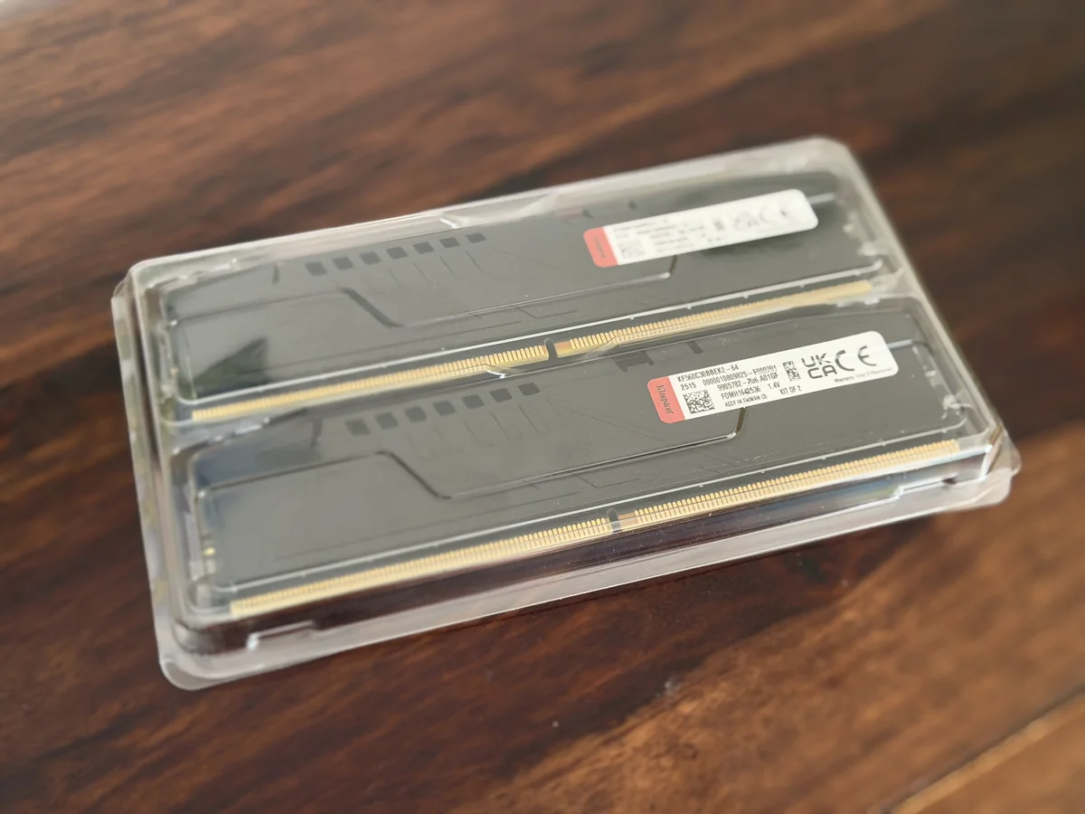 Kingston FURY Beast DDR5 64GB (2x32GB) 6000MHz CL30 – fotka 2 z 3
