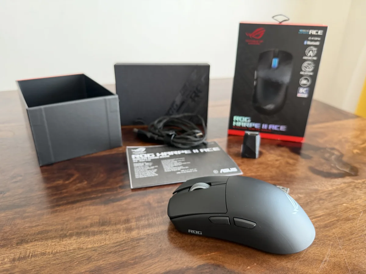 ASUS ROG Harpe II ACE Wireless Gaming Mouse – fotka 3 z 4