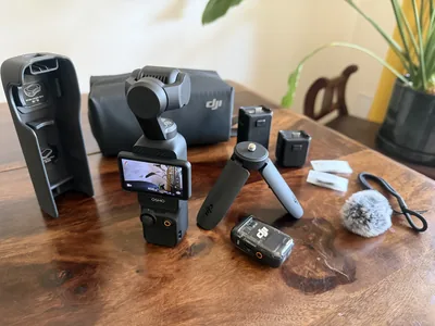 DJI Osmo Pocket 3 Creator Combo - takmer nový, 3h